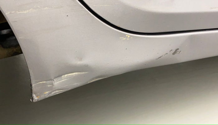 2014 Hyundai Eon MAGNA +, Petrol, Manual, 80,594 km, Right running board - Slightly dented
