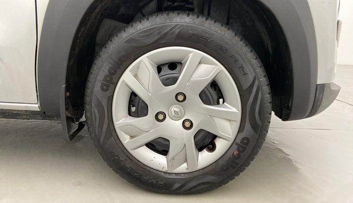 2021 Renault Kwid 1.0 RXT Opt, Petrol, Manual, 10,509 km, Right Front Wheel