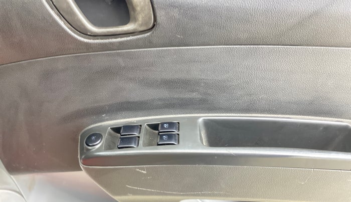 2013 Chevrolet Beat LT DIESEL, Diesel, Manual, 86,724 km, Driver Side Door Panels Control