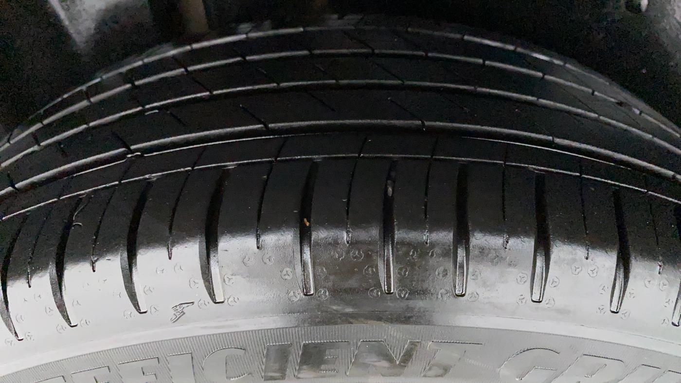 2021 MG HECTOR SHARP DCT PETROL, Petrol, Automatic, 12,463 km, Right Rear Tyre Tread