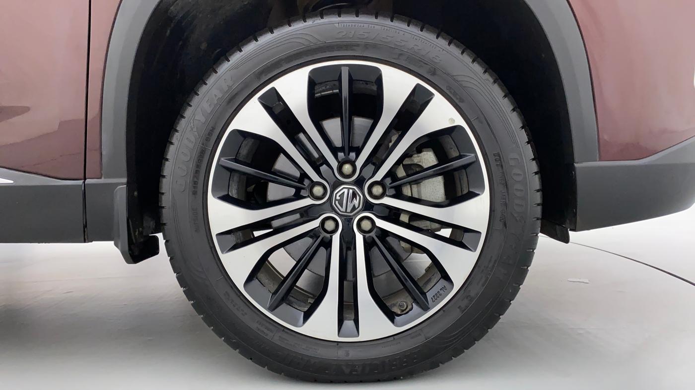 2021 MG HECTOR SHARP DCT PETROL, Petrol, Automatic, 12,463 km, Right Front Wheel