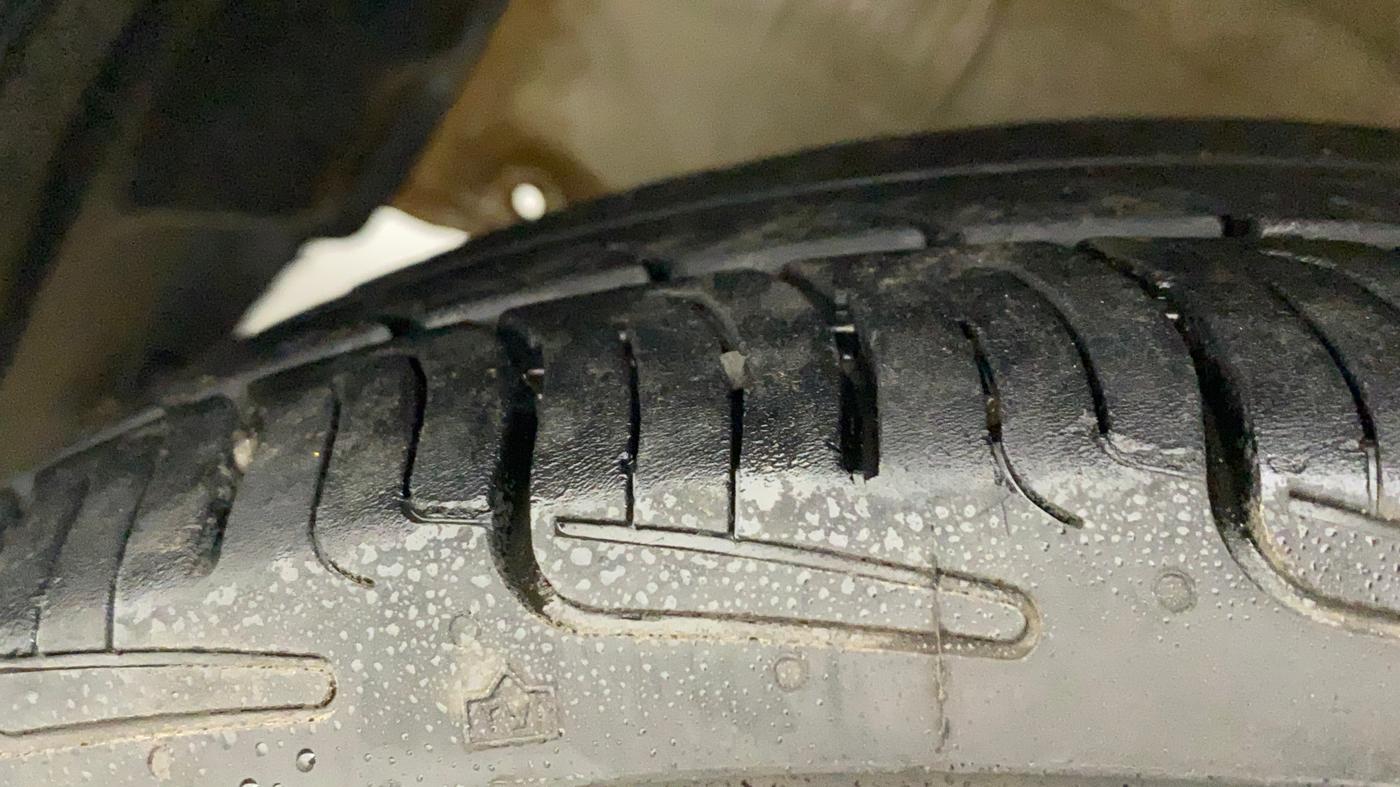 2019 Maruti Celerio ZXI AMT, Petrol, Automatic, 74,794 km, Left Front Tyre Tread