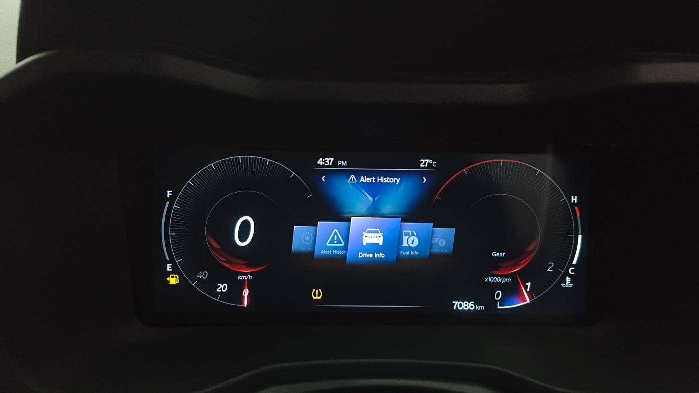 2025 Mahindra XUV 3XO AX5 1.2 L TCMPFi, Petrol, Manual, 7,039 km, Odometer Image