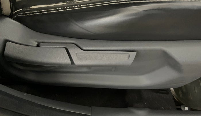 2021 Hyundai GRAND I10 NIOS SPORTZ AMT 1.2 KAPPA VTVT, Petrol, Automatic, 72,678 km, Driver Side Adjustment Panel