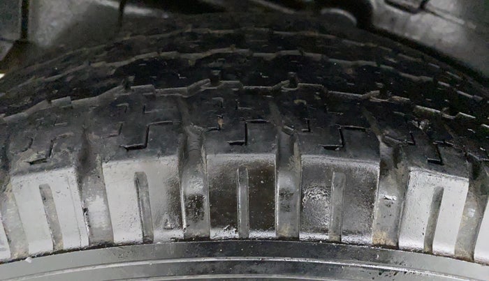 2017 Tata Hexa Varicor 400 XM, Diesel, Manual, Left Front Tyre Tread