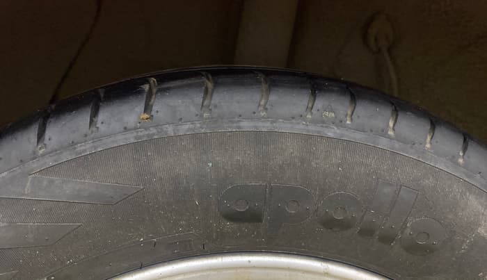 2014 Hyundai Xcent S (O) 1.2, Petrol, Manual, 51,492 km, Right Rear Tyre Tread
