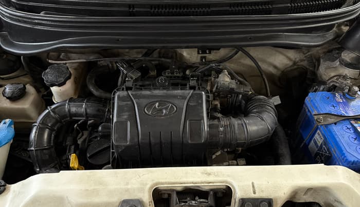 2017 Hyundai Eon ERA + SE, Petrol, Manual, 83,628 km, Engine View