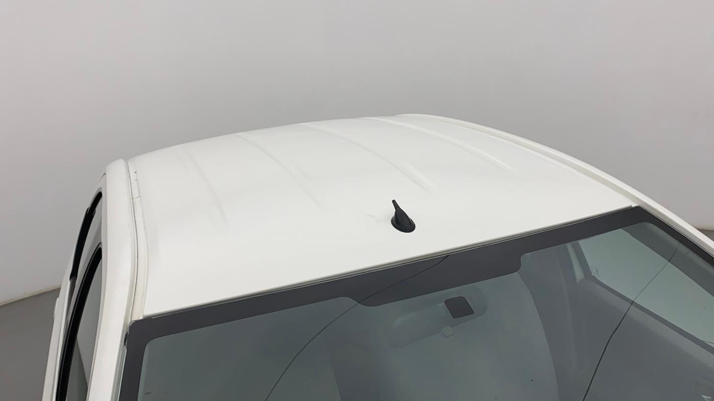 2011 Toyota Etios V, Petrol, Manual, 1,06,052 km, Roof