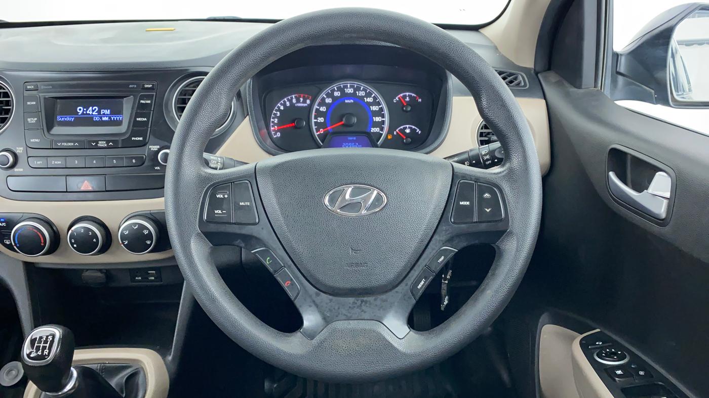 2016 Hyundai Grand i10 SPORTZ 1.2 KAPPA VTVT, Petrol, Manual, 22,198 km, Steering Wheel Close Up
