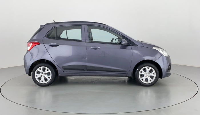 2016 Hyundai Grand i10 SPORTZ 1.2 KAPPA VTVT, Petrol, Manual, 22,198 km, Right Side View
