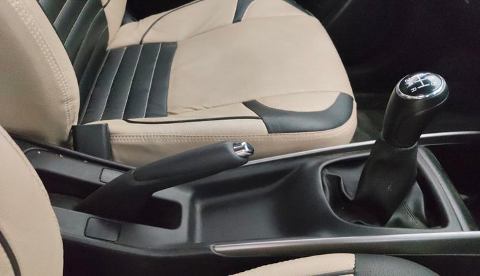 2022 Maruti Baleno DELTA PETROL 1.2, Petrol, Manual, 29,215 km, Gear Lever