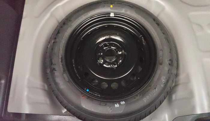 2022 Maruti Baleno DELTA PETROL 1.2, Petrol, Manual, 29,215 km, Spare Tyre