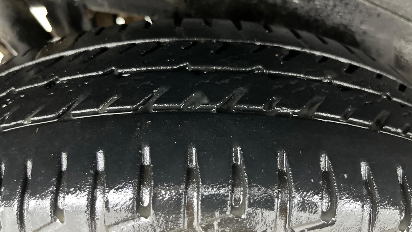 2013 Maruti Wagon R 1.0 VXI, Petrol, Manual, 64,403 km, Right Rear Tyre Tread