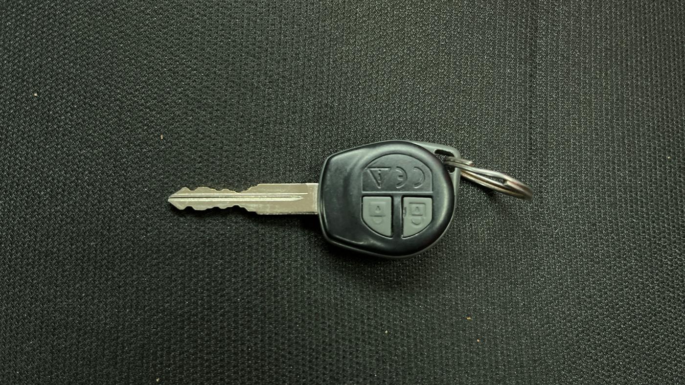 2013 Maruti Wagon R 1.0 VXI, Petrol, Manual, 64,403 km, Key Close Up
