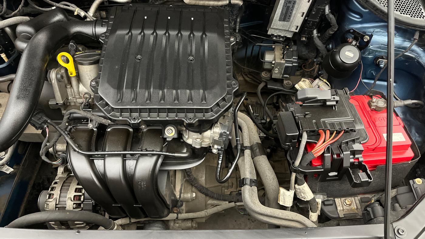 2018 Volkswagen Ameo TRENDLINE 1.0L, Petrol, Manual, 61,598 km, Engine View - Left
