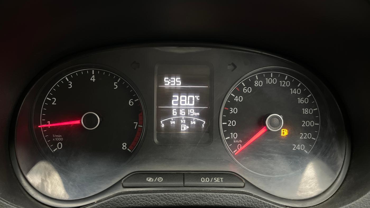 2018 Volkswagen Ameo TRENDLINE 1.0L, Petrol, Manual, 61,598 km, Odometer Image