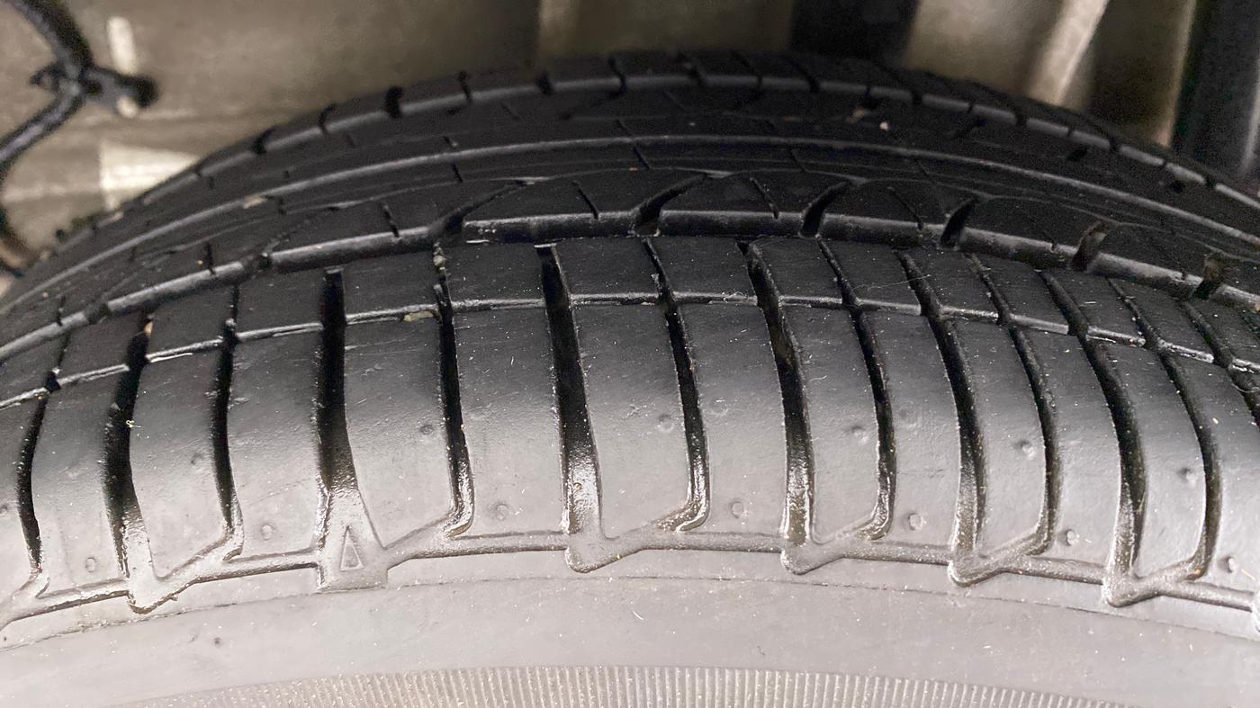 2021 Tata Tiago XZA+ 1.2 RTN, Petrol, Automatic, 22,398 km, Left Rear Tyre Tread