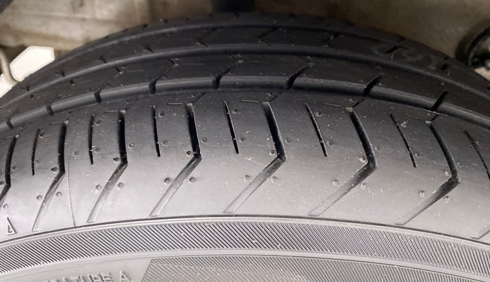 2021 Tata Tiago XZA+ 1.2 RTN, Petrol, Automatic, 22,398 km, Right Rear Tyre Tread