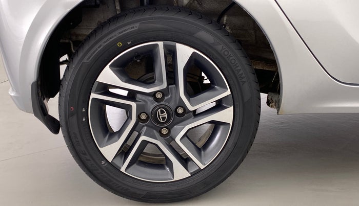 2021 Tata Tiago XZA+ 1.2 RTN, Petrol, Automatic, 22,398 km, Right Rear Wheel