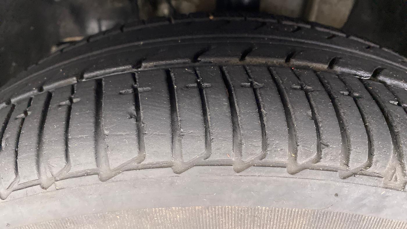 2021 Tata Tiago XZA+ 1.2 RTN, Petrol, Automatic, 22,398 km, Left Front Tyre Tread