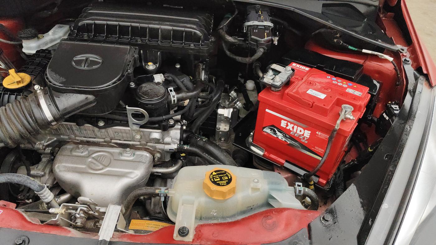 2019 Tata Tiago XZA PLUS PETROL, Petrol, Automatic, 57,497 km, Engine View - Left