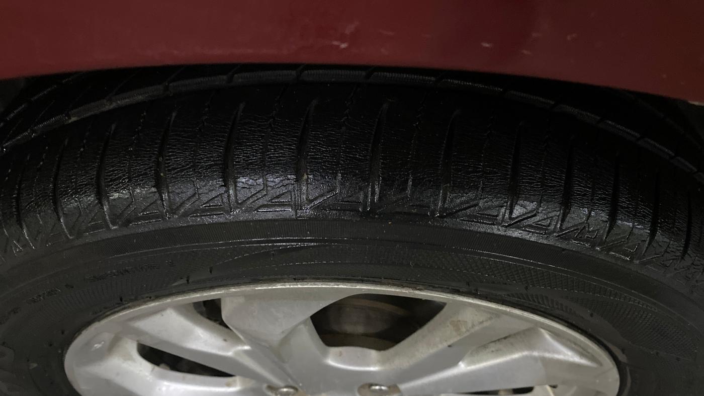2018 Honda Amaze 1.2L I-VTEC V, Petrol, Manual, 94,738 km, Left Front Tyre Tread