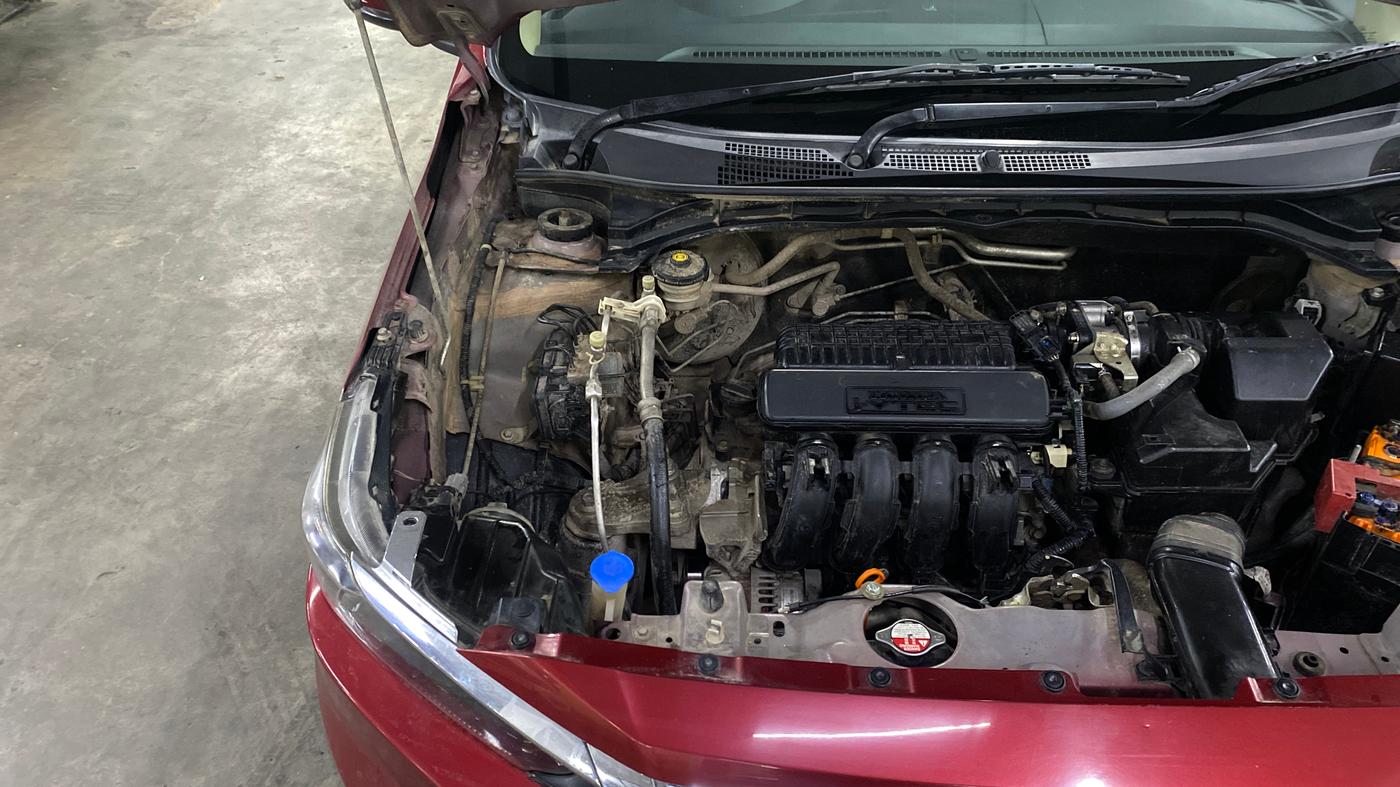 2018 Honda Amaze 1.2L I-VTEC V, Petrol, Manual, 94,738 km, Engine View - Right