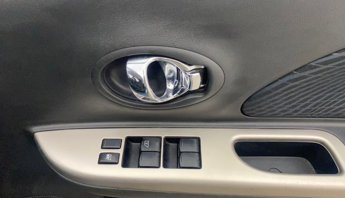 2018 Nissan Micra XV CVT, Petrol, Automatic, 37,142 km, Driver Side Door Panels Control