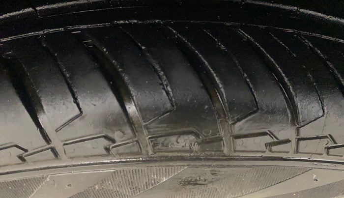2018 Nissan Micra XV CVT, Petrol, Automatic, 37,142 km, Right Rear Tyre Tread