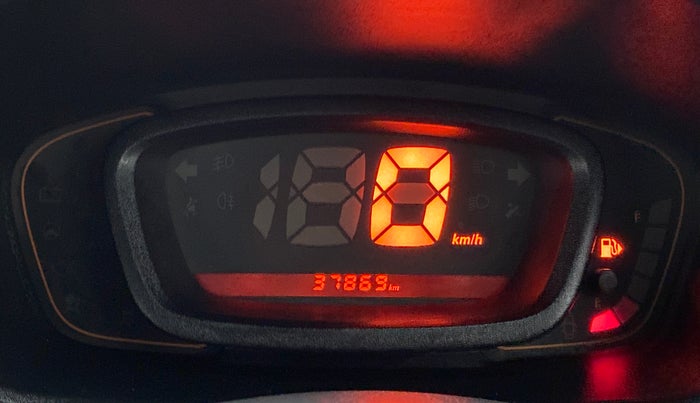 2016 Renault Kwid 1.0 RXT, Petrol, Manual, 37,902 km, Odometer Image
