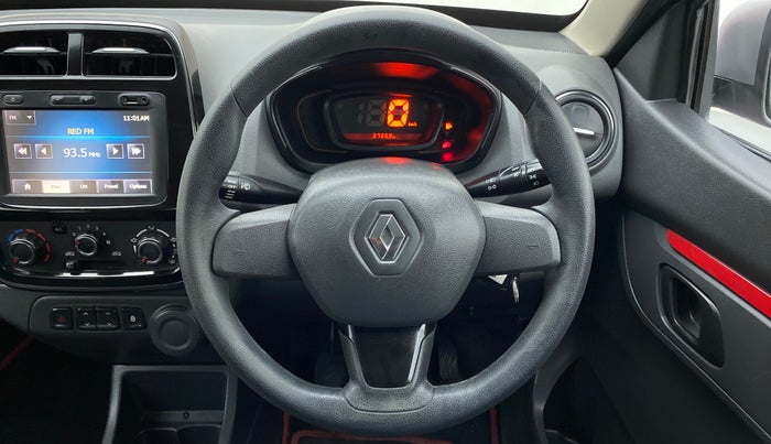2016 Renault Kwid 1.0 RXT, Petrol, Manual, 37,902 km, Steering Wheel Close Up