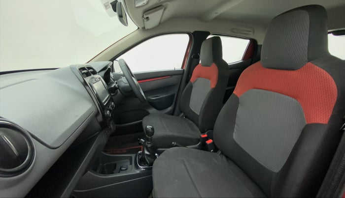 2016 Renault Kwid 1.0 RXT, Petrol, Manual, 37,902 km, Right Side Front Door Cabin