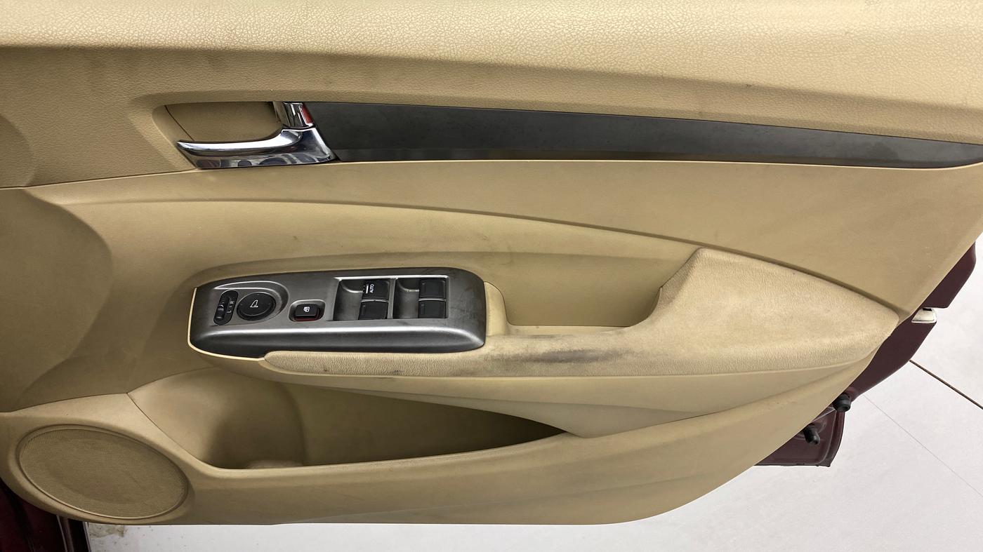 2012 Honda City 1.5L I-VTEC V MT, Petrol, Manual, 86,530 km, Driver Side Door Panels Control