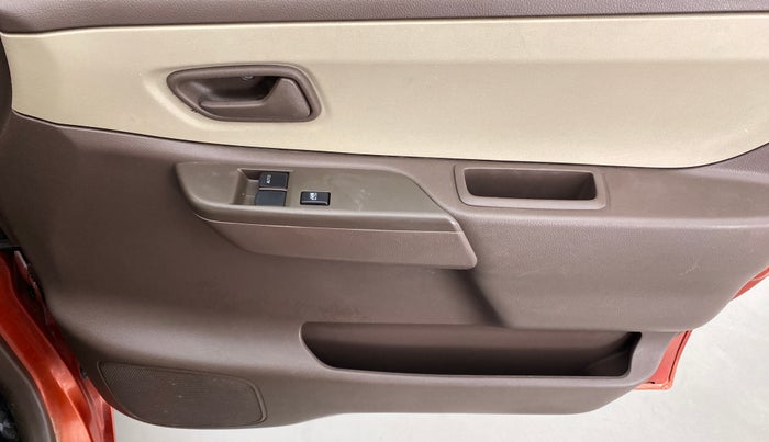 2011 Maruti Zen Estilo LXI, Petrol, Manual, 32,822 km, Driver Side Door Panels Control