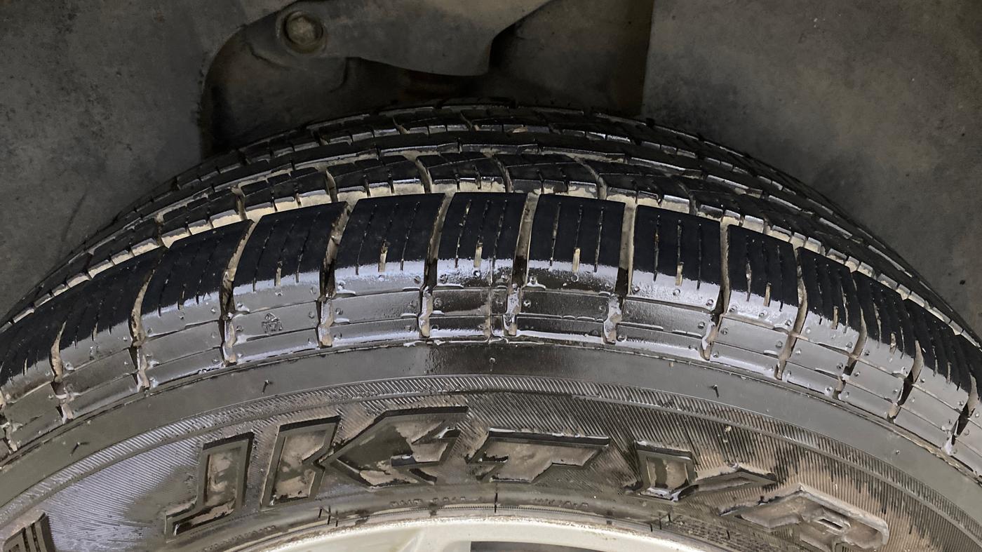 2019 Tata Harrier XZ 2.0L, Diesel, Manual, 1,14,262 km, Left Rear Tyre Tread