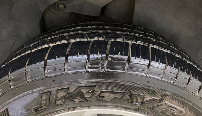 2019 Tata Harrier XZ 2.0L, Diesel, Manual, 1,14,262 km, Left Rear Tyre Tread