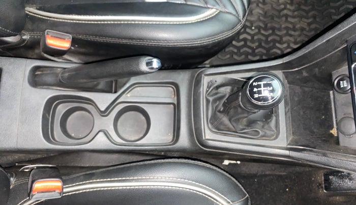 2022 Maruti Vitara Brezza VXI, Petrol, Manual, 51,828 km, Gear Lever