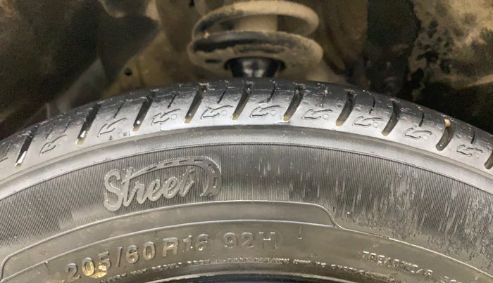 2022 Maruti Vitara Brezza VXI, Petrol, Manual, 51,828 km, Left Front Tyre Tread