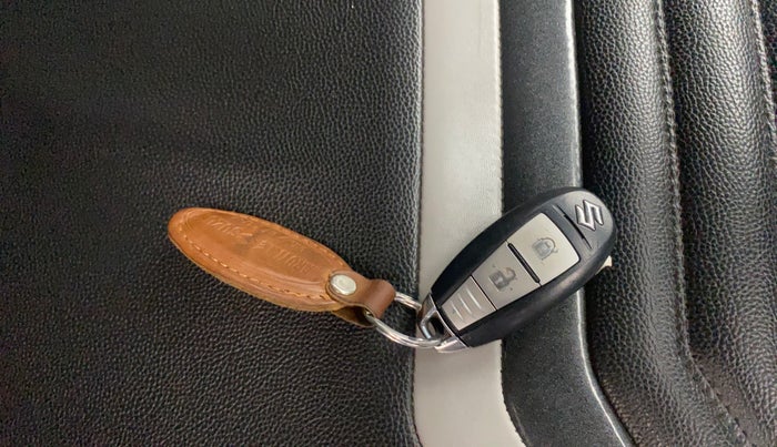 2022 Maruti Vitara Brezza VXI, Petrol, Manual, 51,828 km, Key Close Up