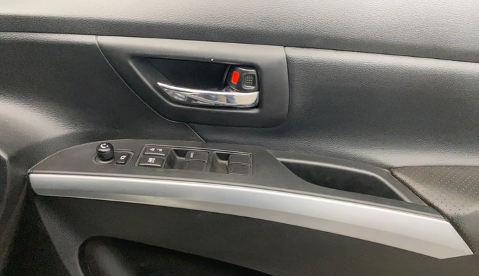 2021 Maruti S Cross ALPHA AT1.5, Petrol, Automatic, 51,013 km, Driver Side Door Panels Control