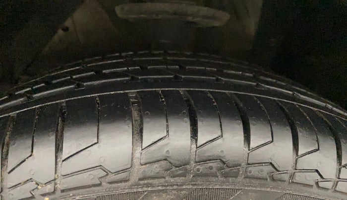 2021 Maruti S Cross ALPHA AT1.5, Petrol, Automatic, 51,013 km, Left Front Tyre Tread