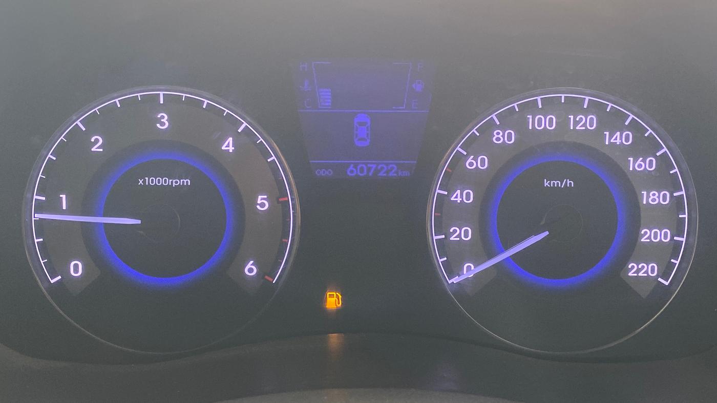 2015 Hyundai Verna FLUIDIC 1.6 CRDI SX 4S, Diesel, Manual, 60,691 km, Odometer Image