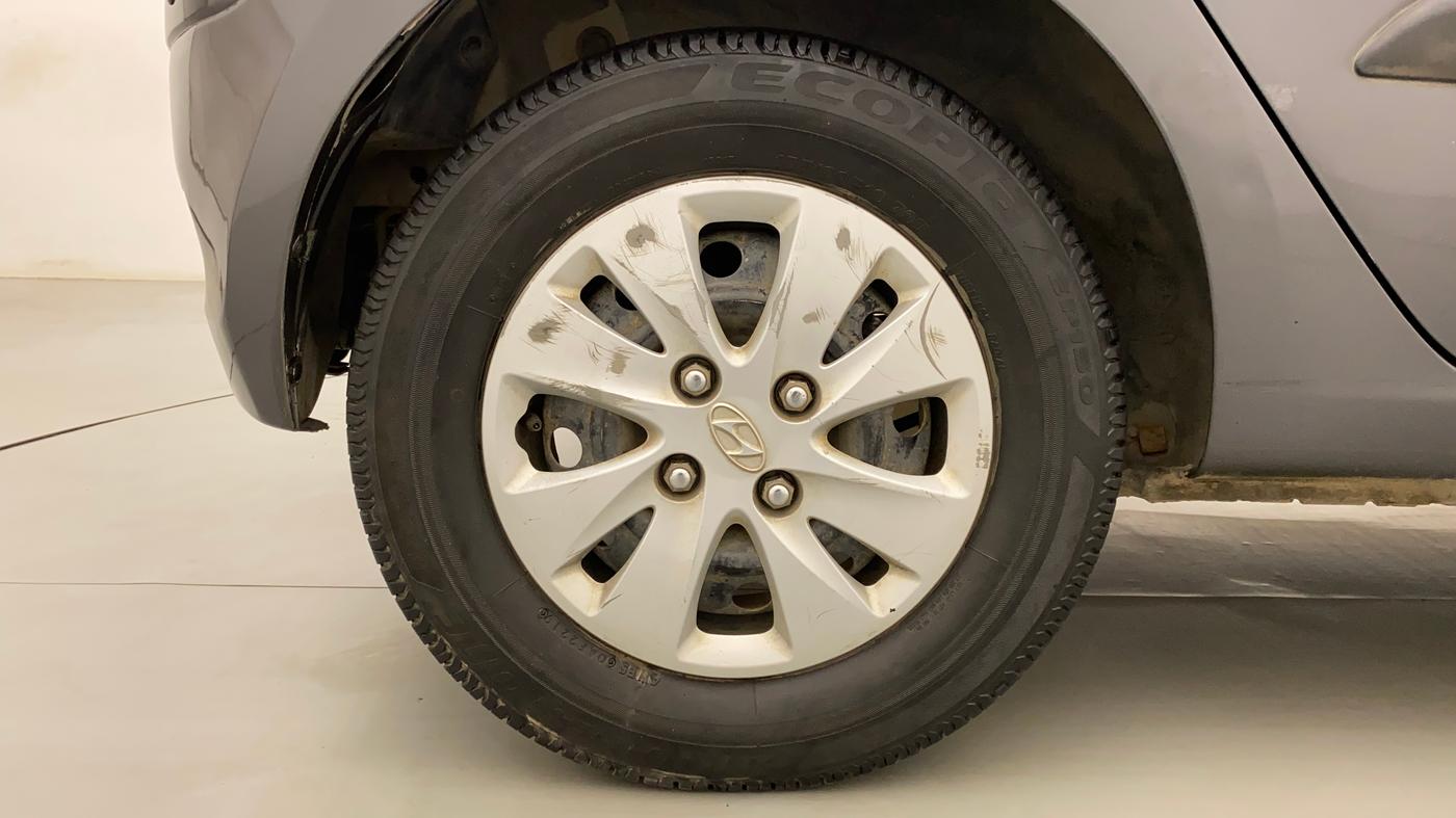 2013 Hyundai i10 MAGNA 1.2, Petrol, Manual, 92,969 km, Right Rear Wheel