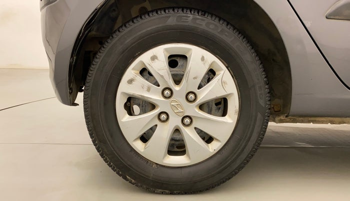 2013 Hyundai i10 MAGNA 1.2, Petrol, Manual, 92,969 km, Right Rear Wheel