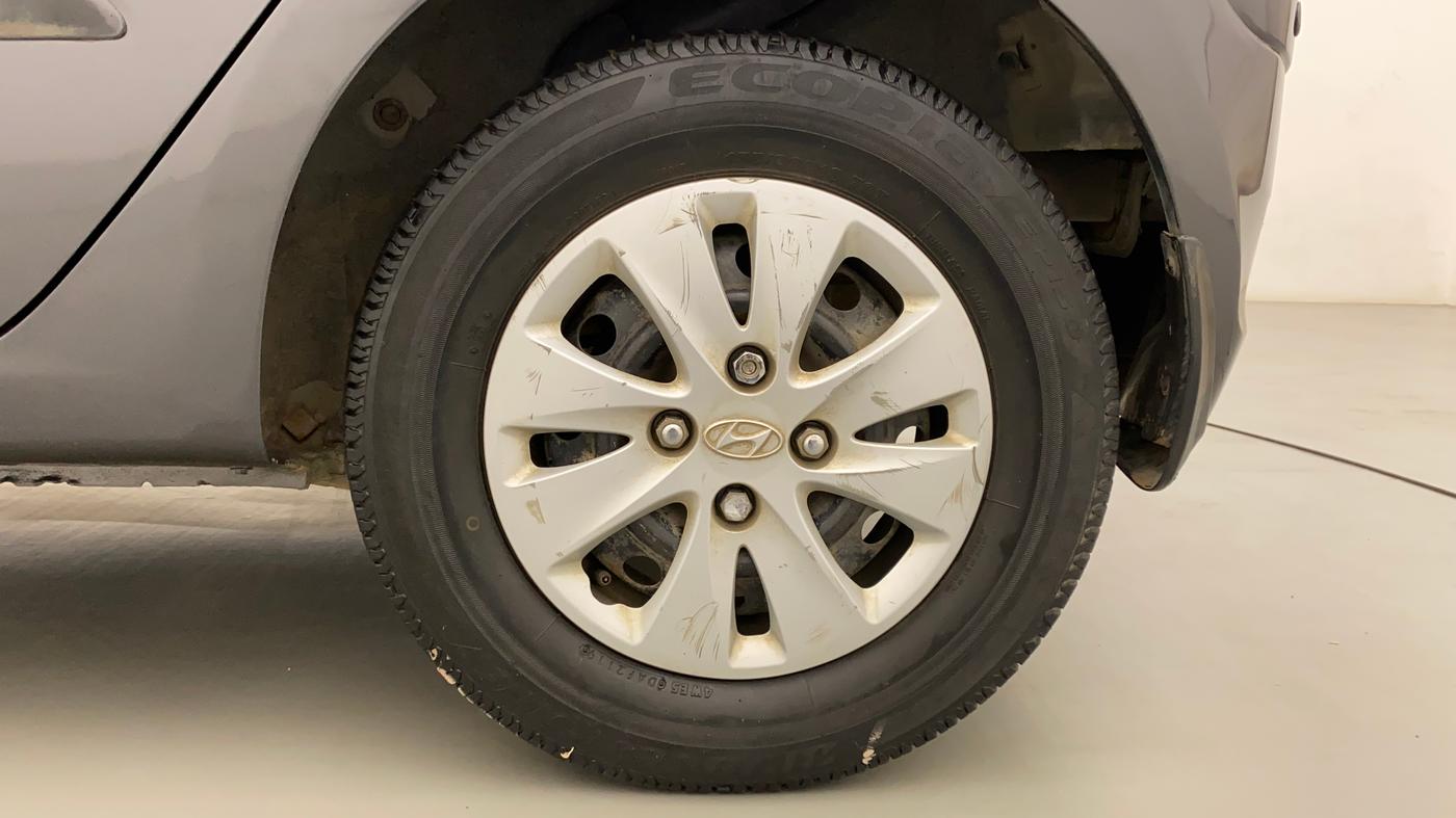 2013 Hyundai i10 MAGNA 1.2, Petrol, Manual, 92,969 km, Left Rear Wheel