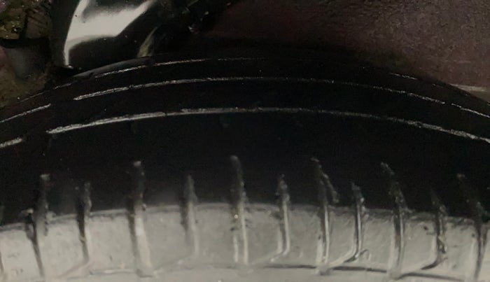 2014 Hyundai i10 ERA 1.1, Petrol, Manual, 36,950 km, Left Rear Tyre Tread