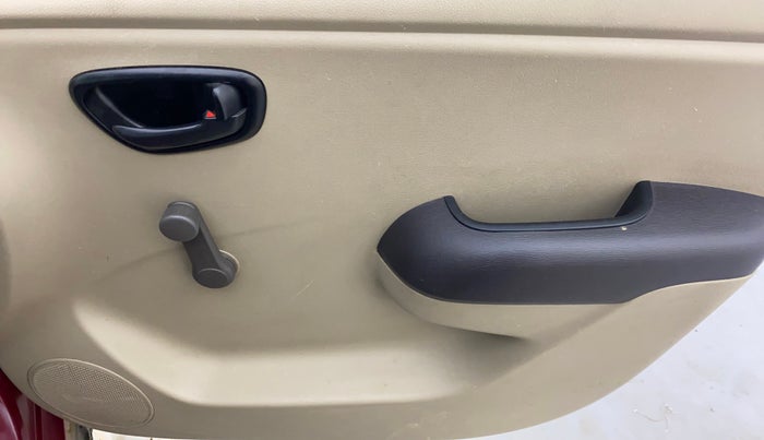 2014 Hyundai i10 ERA 1.1, Petrol, Manual, 36,950 km, Driver Side Door Panels Control