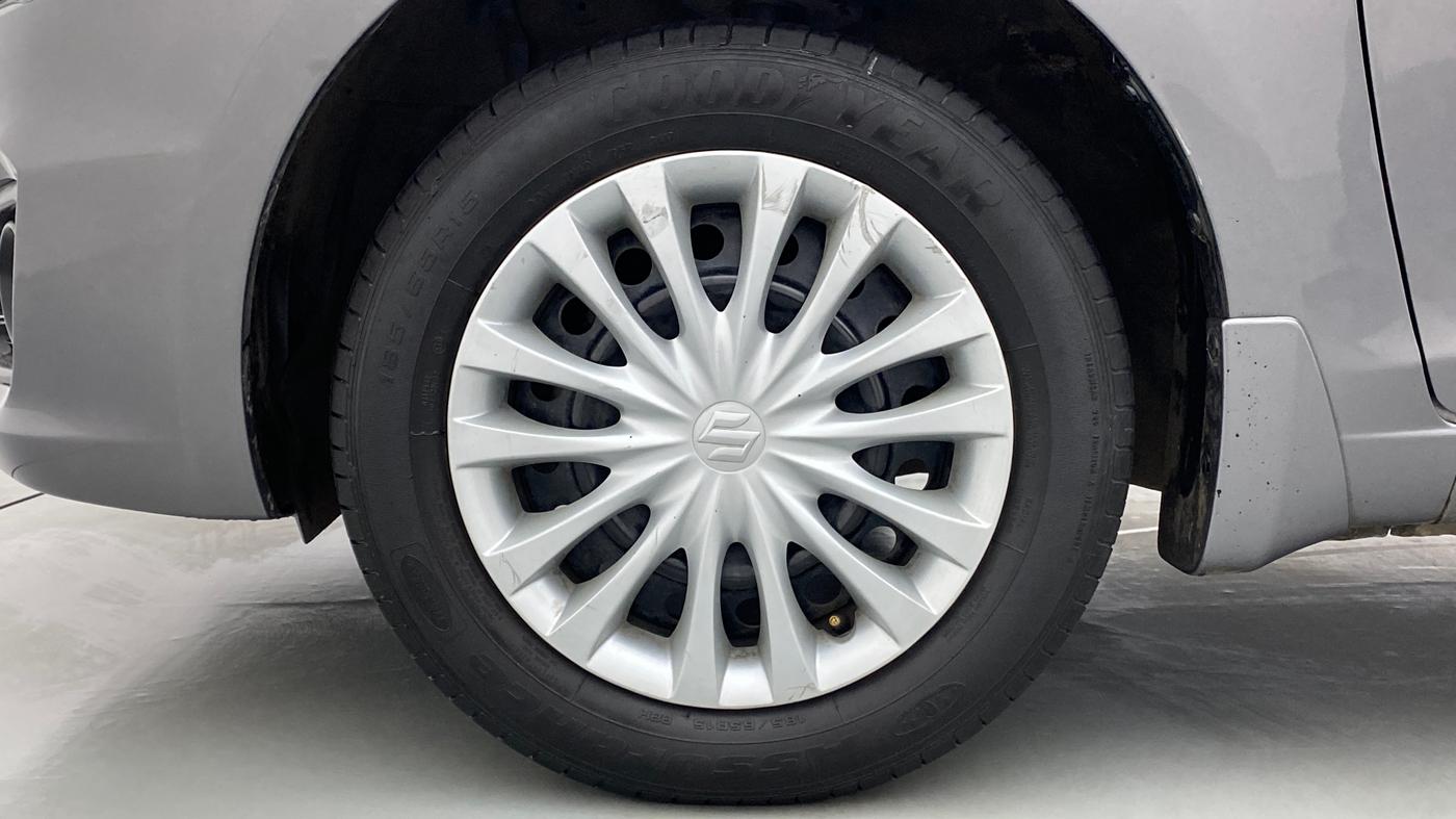 2017 Maruti Ciaz SIGMA 1.4 VVT, Petrol, Manual, 43,206 km, Left Front Wheel