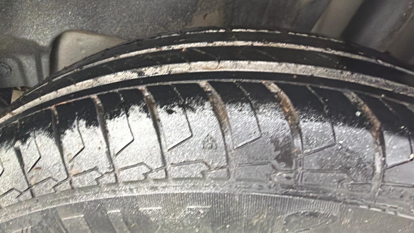 2022 Maruti Swift VXI, Petrol, Manual, 13,069 km, Left Rear Tyre Tread