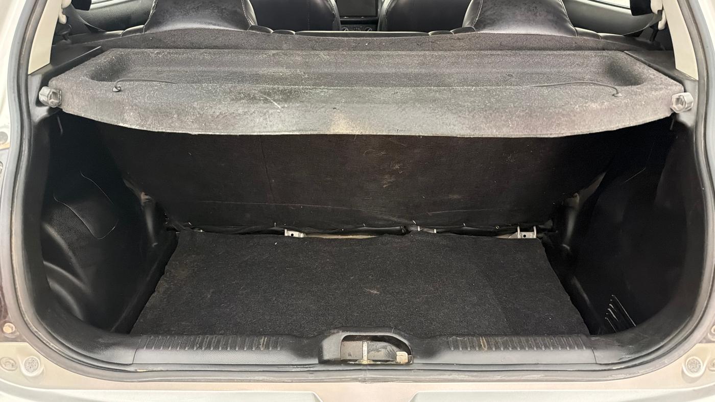 2022 Maruti Swift VXI, Petrol, Manual, 13,069 km, Boot Inside